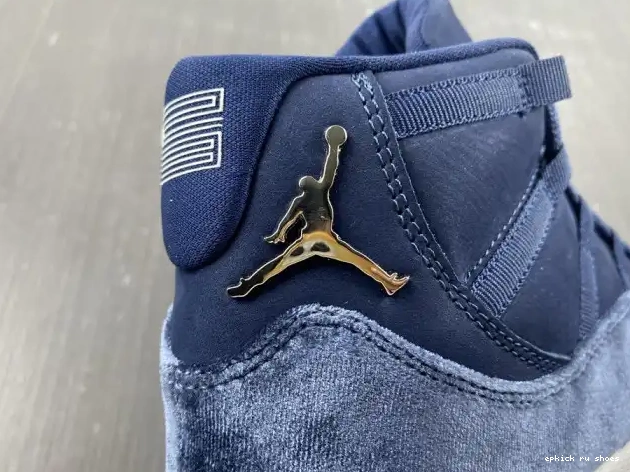 Rep AR0715-441 Velvet Midnight WMNS Navy Jordan 11 Air 0520